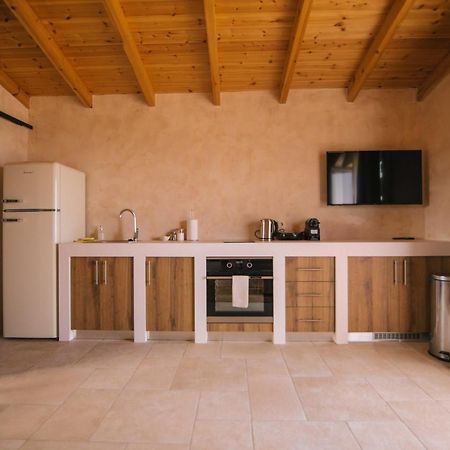Mani Luxury Suites And Studios In Gytheio With Private Pools Luaran gambar