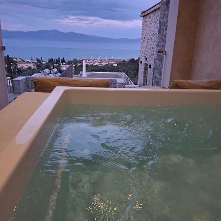 Mani Luxury Suites And Studios In Gytheio With Private Pools Luaran gambar