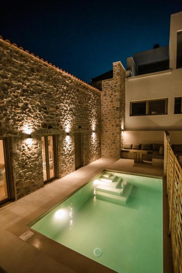 Mani Luxury Suites And Studios In Gytheio With Private Pools Luaran gambar
