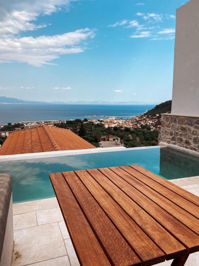 Mani Luxury Suites And Studios In Gytheio With Private Pools Luaran gambar