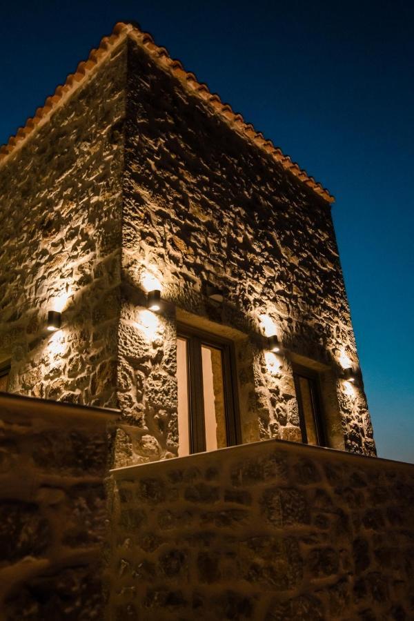 Mani Luxury Suites And Studios In Gytheio With Private Pools Luaran gambar