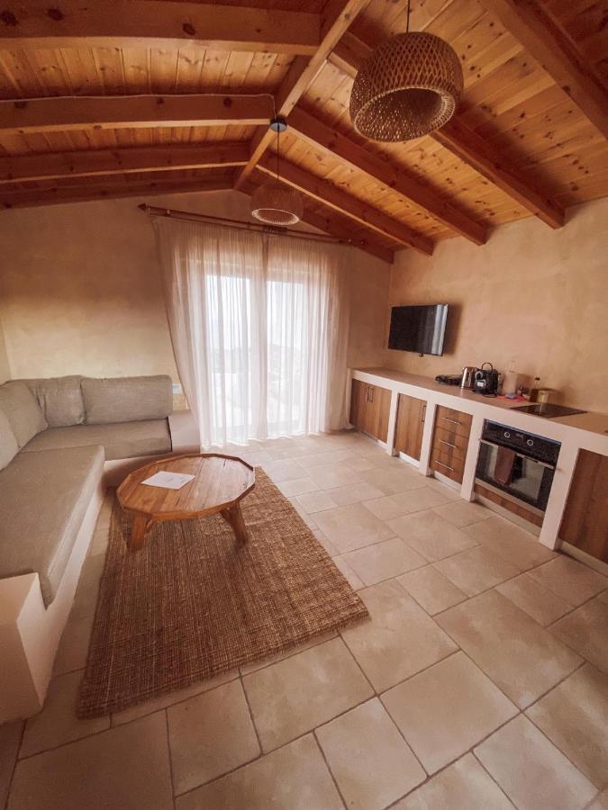 Mani Luxury Suites And Studios In Gytheio With Private Pools Luaran gambar