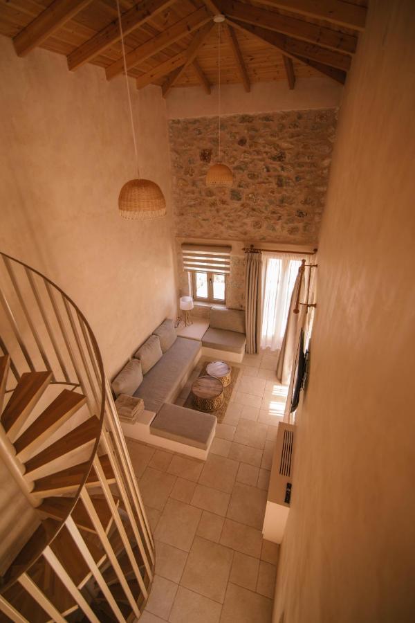 Mani Luxury Suites And Studios In Gytheio With Private Pools Luaran gambar